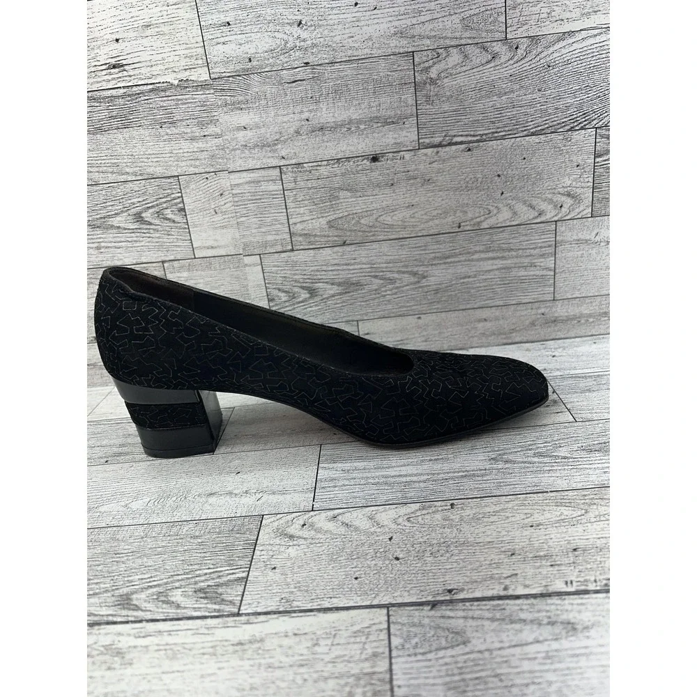 Salvatore Ferragamo Shoes Womens Size 6.5‎ B Block Heel Patterned Suede Italy